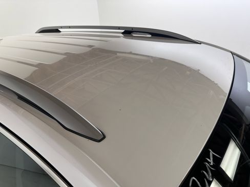 Used 2022 GMC Terrain SLT image 22