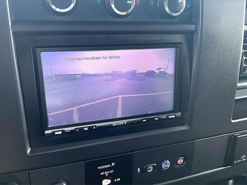 Used 2019 GMC Savana 2500 image 21