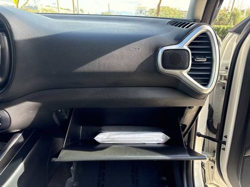 Used 2024 Kia Soul LX w/ Option Group 015 image 17