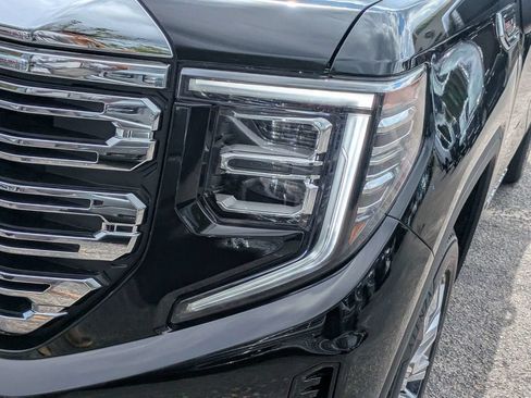 New 2026 GMC Sierra 1500 Denali w/ Denali Reserve Package AWD/4WD image 9