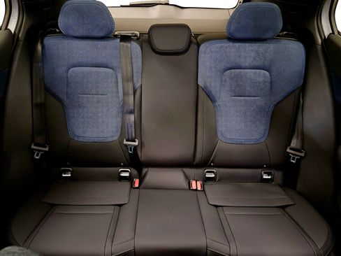 New 2026 Volvo EX30 Plus w/ Protection Package Premier AWD/4WD image 35