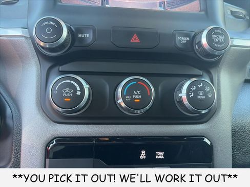 Used 2022 RAM 1500 Big Horn AWD/4WD image 16