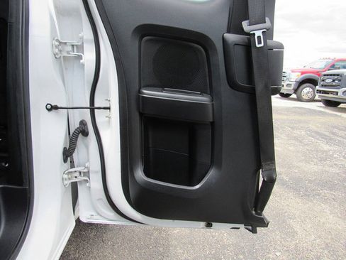 Used 2019 Ford Ranger XL w/ Equipment Group 101A Mid RWD image 21