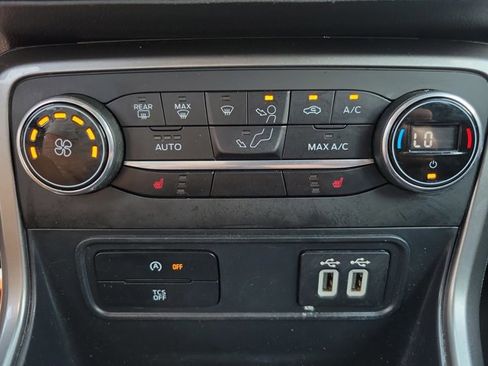 Used 2021 Ford EcoSport SE image 14