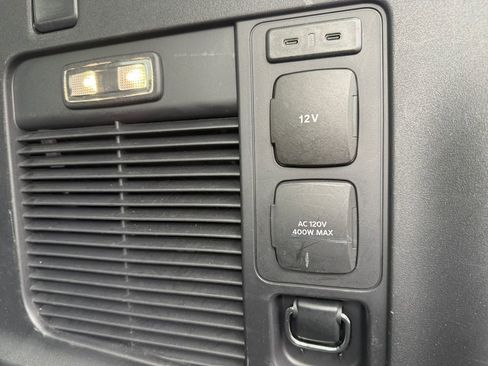 Certified 2025 Ford Expedition Max Platinum image 26