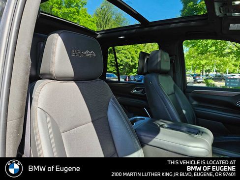 Used 2021 Chevrolet Tahoe High Country w/ Premium Package AWD/4WD image 13
