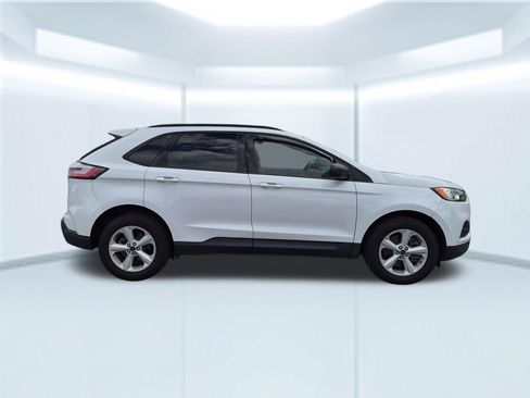 Used 2021 Ford Edge SE FWD image 7