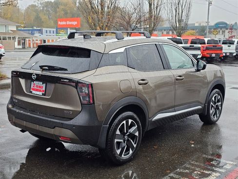 New 2026 Nissan Kicks SV image 3