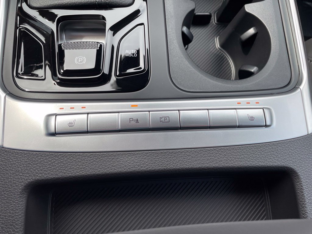 New 2027 Kia Carnival EX FWD image 23