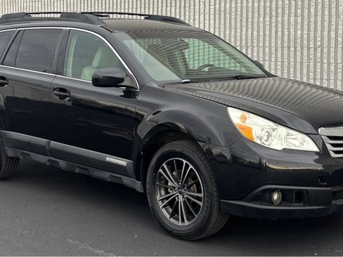 Used 2010 Subaru Outback 2.5i Premium image 5