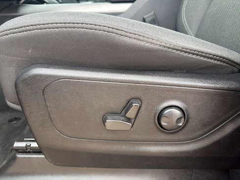 Used 2022 RAM 1500 Big Horn RWD image 8