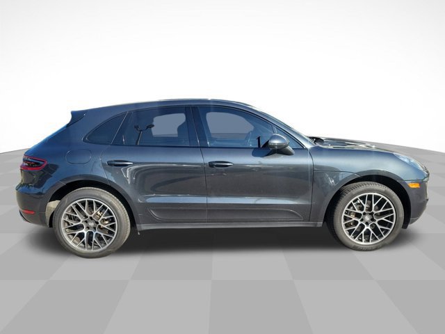 Used 2017 Porsche Macan S w/ Premium Package Plus AWD/4WD image 4