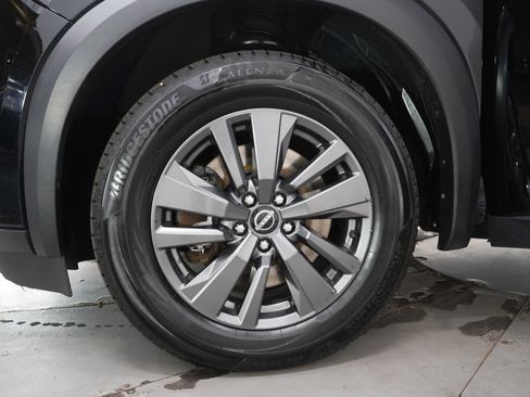 Used 2022 Nissan Pathfinder S AWD/4WD image 30