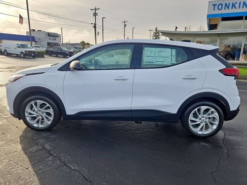 New 2027 Chevrolet Bolt LT w/ Comfort Package FWD image 3