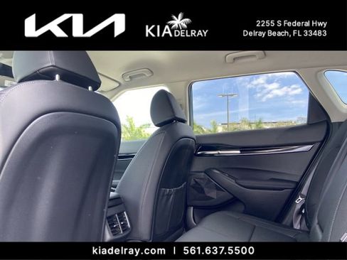 New 2026 Kia Seltos SX image 16