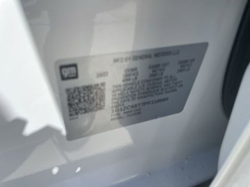 Used 2023 Chevrolet Malibu LS FWD image 32