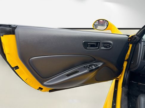 Used 2002 Chrysler Prowler RWD image 18