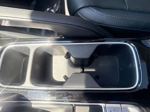 Used 2022 Kia Telluride EX w/ EX Premium Package FWD image 21