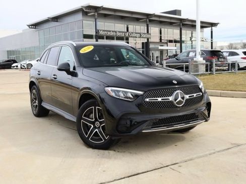 Used 2026 Mercedes-Benz GLC 300 image 1