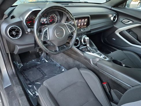 Used 2023 Chevrolet Camaro LT w/ Technology Package RWD image 12