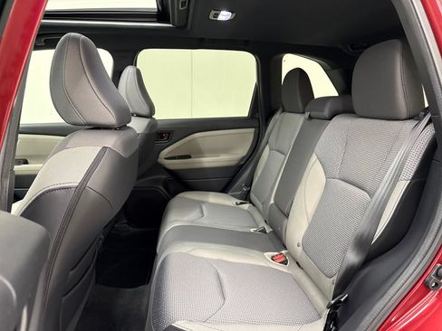 Used 2026 Subaru Forester Premium AWD/4WD image 26