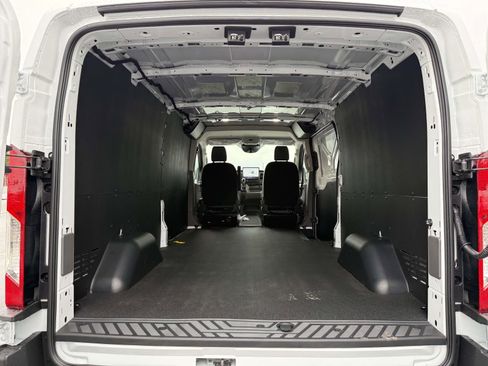 New 2026 Ford Transit 250 Low Roof w/ Load Area Protection Package RWD image 11