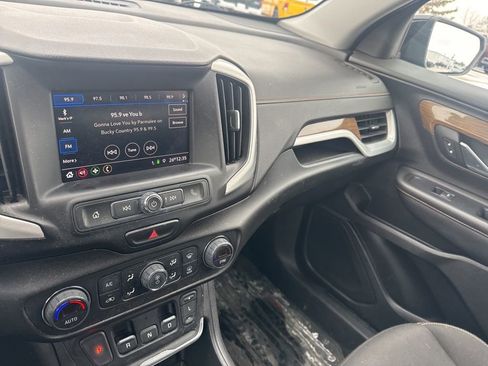 Used 2020 GMC Terrain SLE w/ Driver Convenience Package image 17