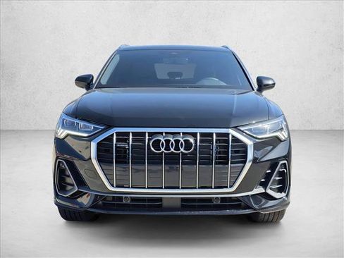 New 2025 Audi Q3 2.0T Premium w/ Convenience Package image 2
