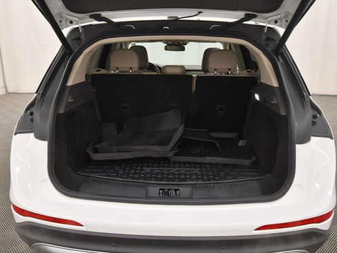 Used 2021 Lincoln Corsair Standard w/ Equipment Group 101A image 7