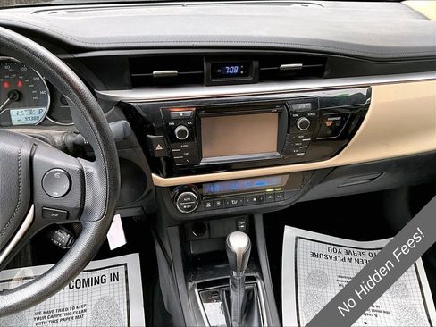 Used 2014 Toyota Corolla LE FWD image 6