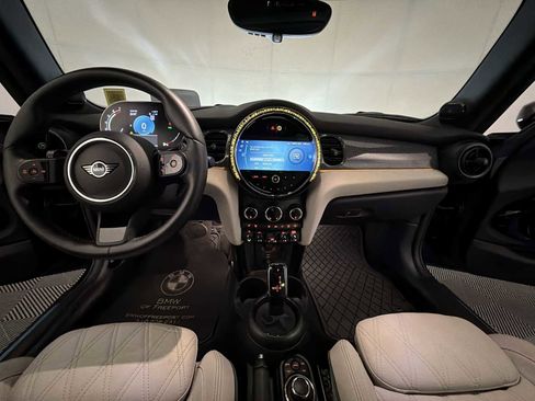 Certified 2024 MINI Cooper S image 14