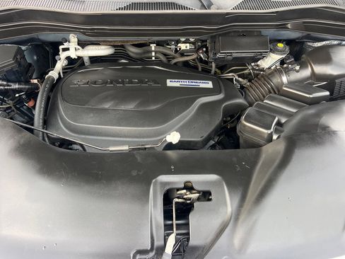 Used 2018 Honda Pilot Touring image 50