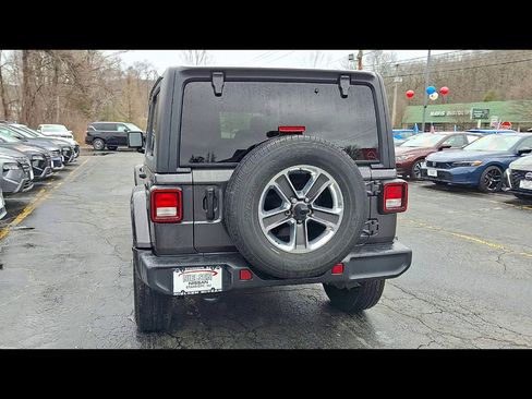Used 2023 Jeep Wrangler Sahara w/ Dual Top Group image 6