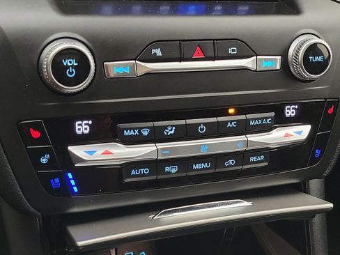Used 2020 Ford Explorer ST w/ Premium Technology Package AWD/4WD image 17