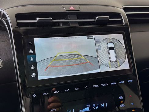 Used 2022 Hyundai Tucson Limited w/ Cargo Package image 19