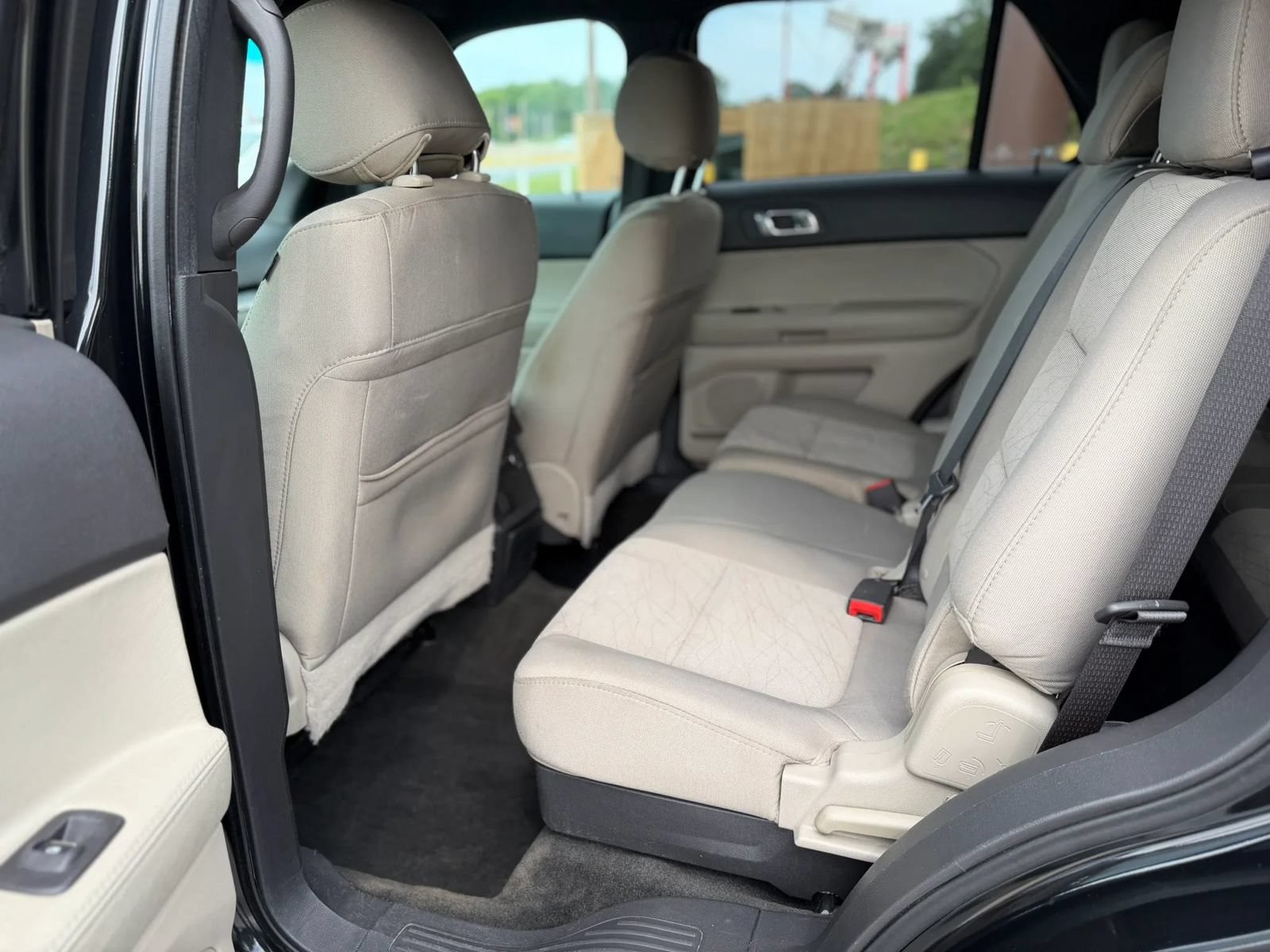 Used 2015 Ford Explorer 4WD image 11