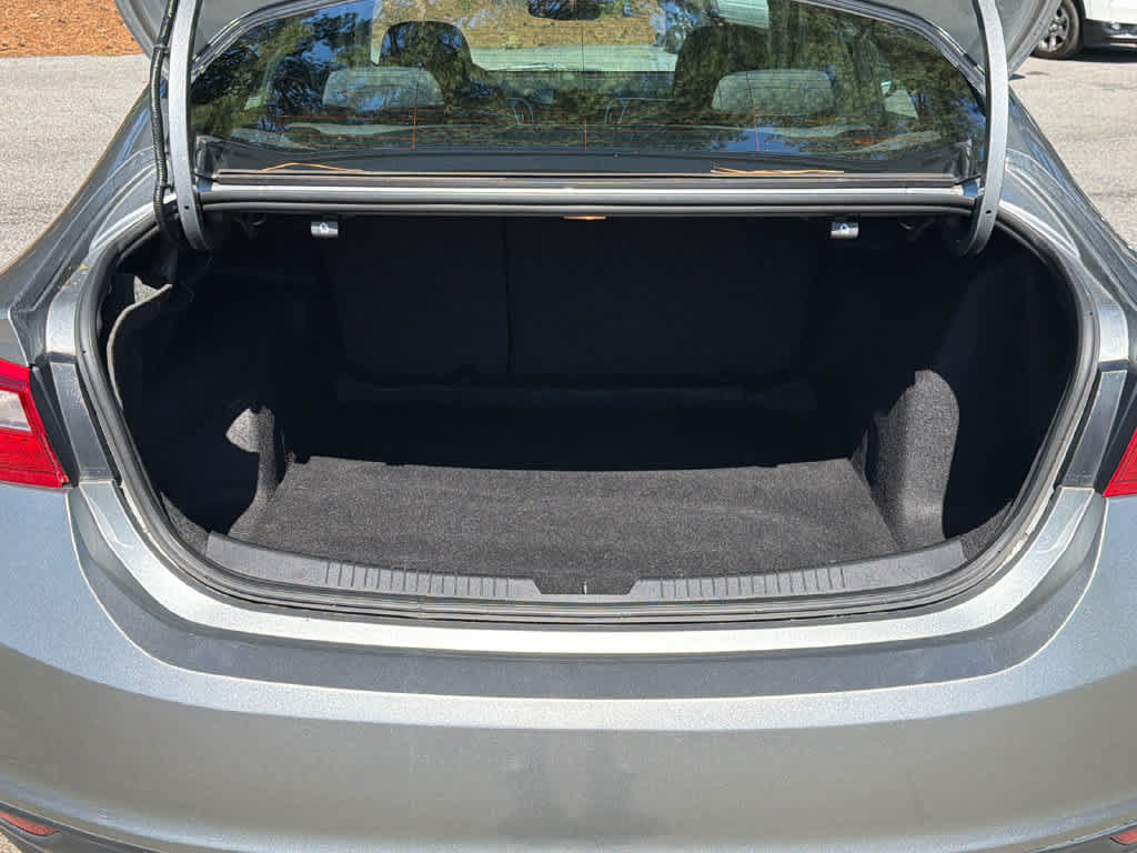 Used 2023 Chevrolet Malibu LT FWD image 18