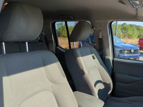 Used 2019 Nissan Frontier SV w/ Value Truck Package RWD image 40