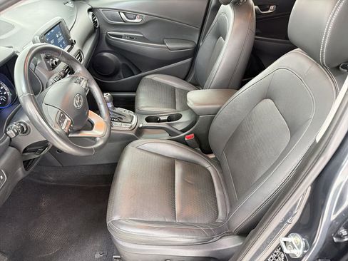 Used 2021 Hyundai Kona Limited w/ Cargo Package AWD/4WD image 5