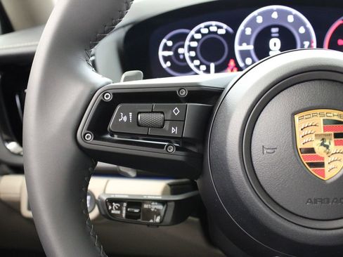 New 2026 Porsche Panamera image 31