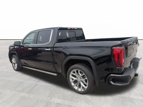 Used 2021 GMC Sierra 1500 Denali w/ Denali Ultimate Package AWD/4WD image 2