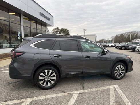 Used 2023 Subaru Outback Touring XT image 9