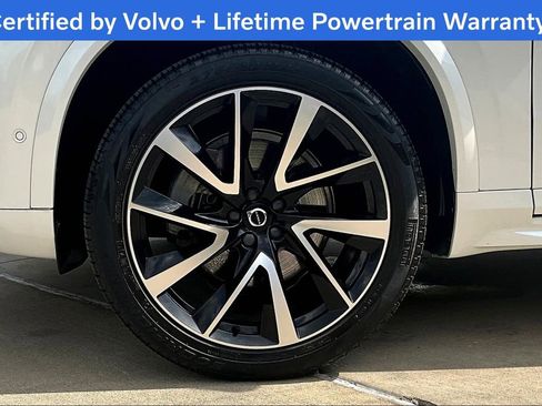 Used 2023 Volvo XC90 B5 Plus w/ Protection Package Premier image 11