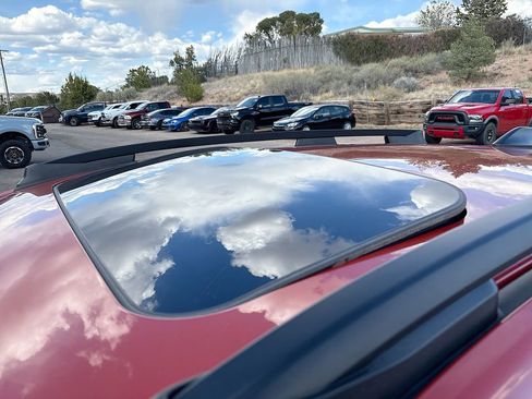 Used 2025 Subaru Crosstrek 2.0i Premium image 21