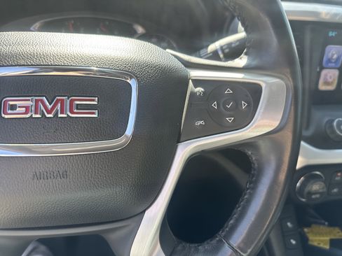 Used 2018 GMC Acadia SLT FWD image 20