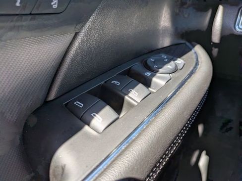 Used 2024 Buick Envision Preferred AWD/4WD image 24