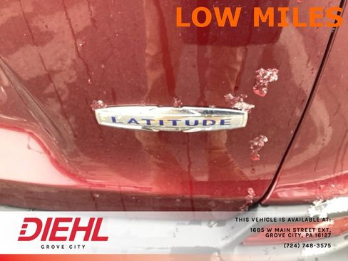 Used 2019 Jeep Cherokee Latitude Plus w/ Cold Weather Group image 12