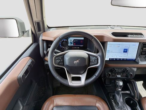 Used 2024 Ford Bronco Outer Banks image 20