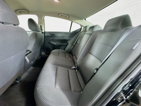 Used 2025 Nissan Altima 2.5 SV FWD image 28