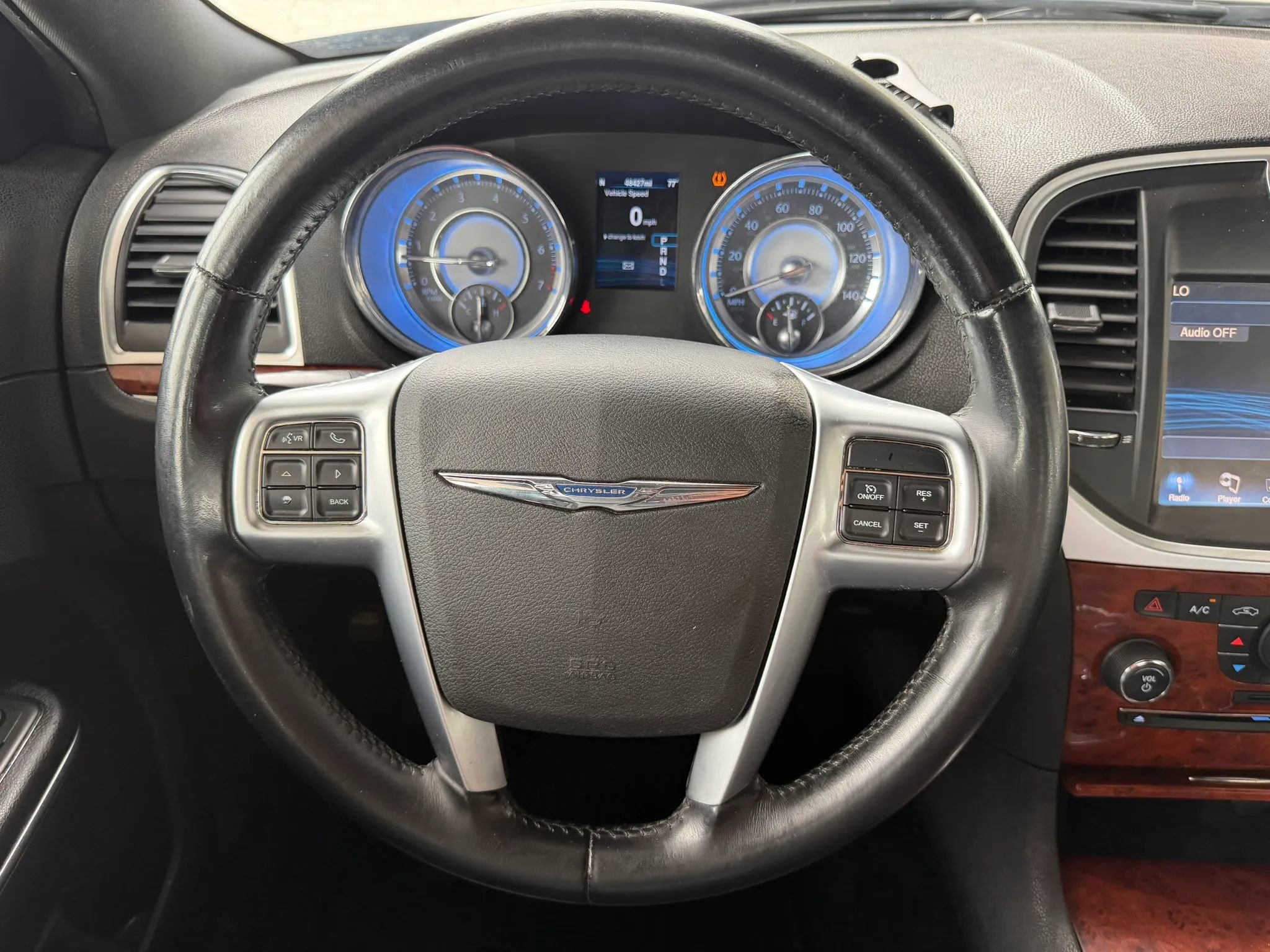 Used 2013 Chrysler 300 RWD image 15
